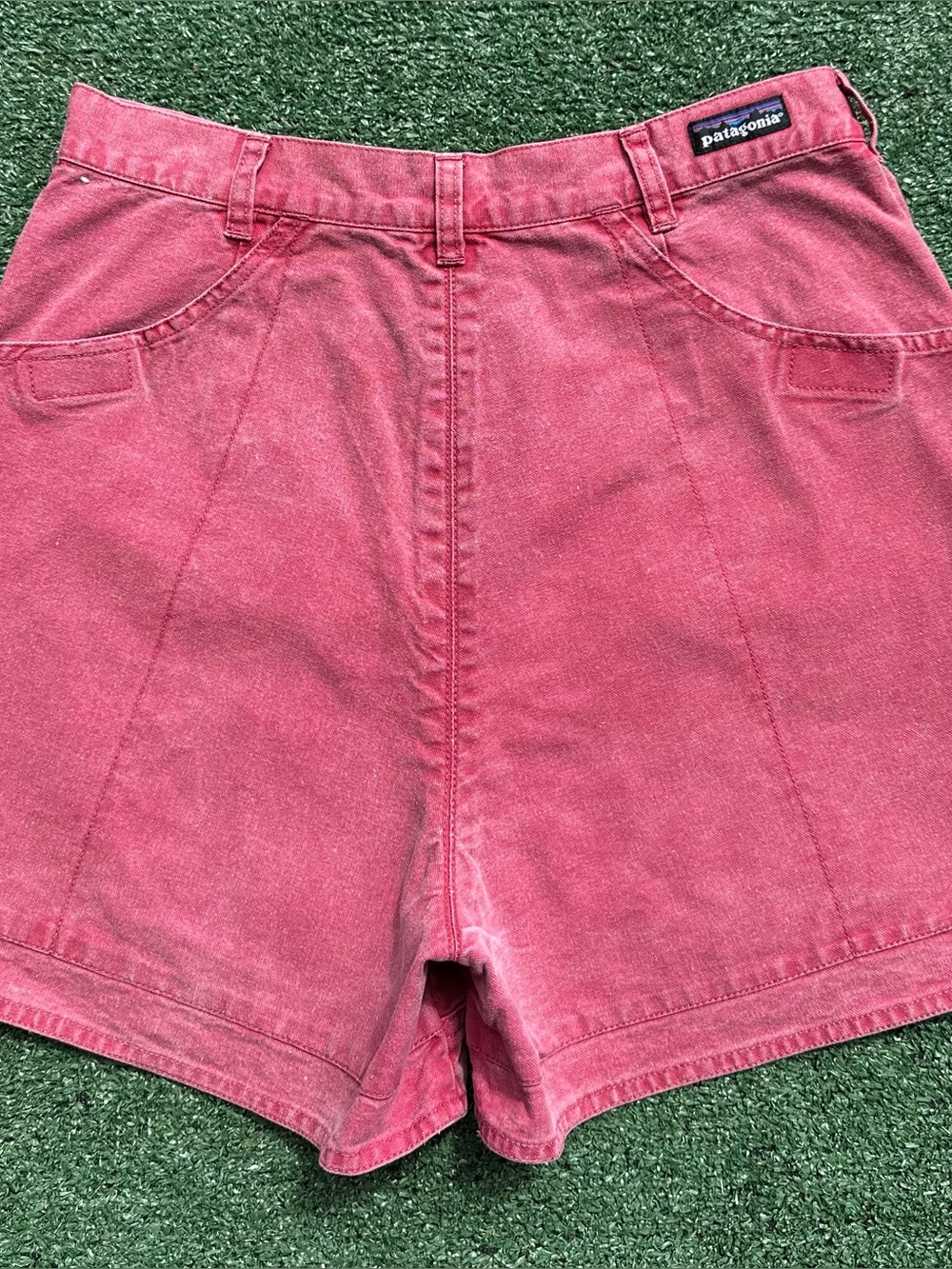 Rare Vintage 90’s Patagonia Red Canvas Stand Up Shorts Women’s Size 29” Waist
